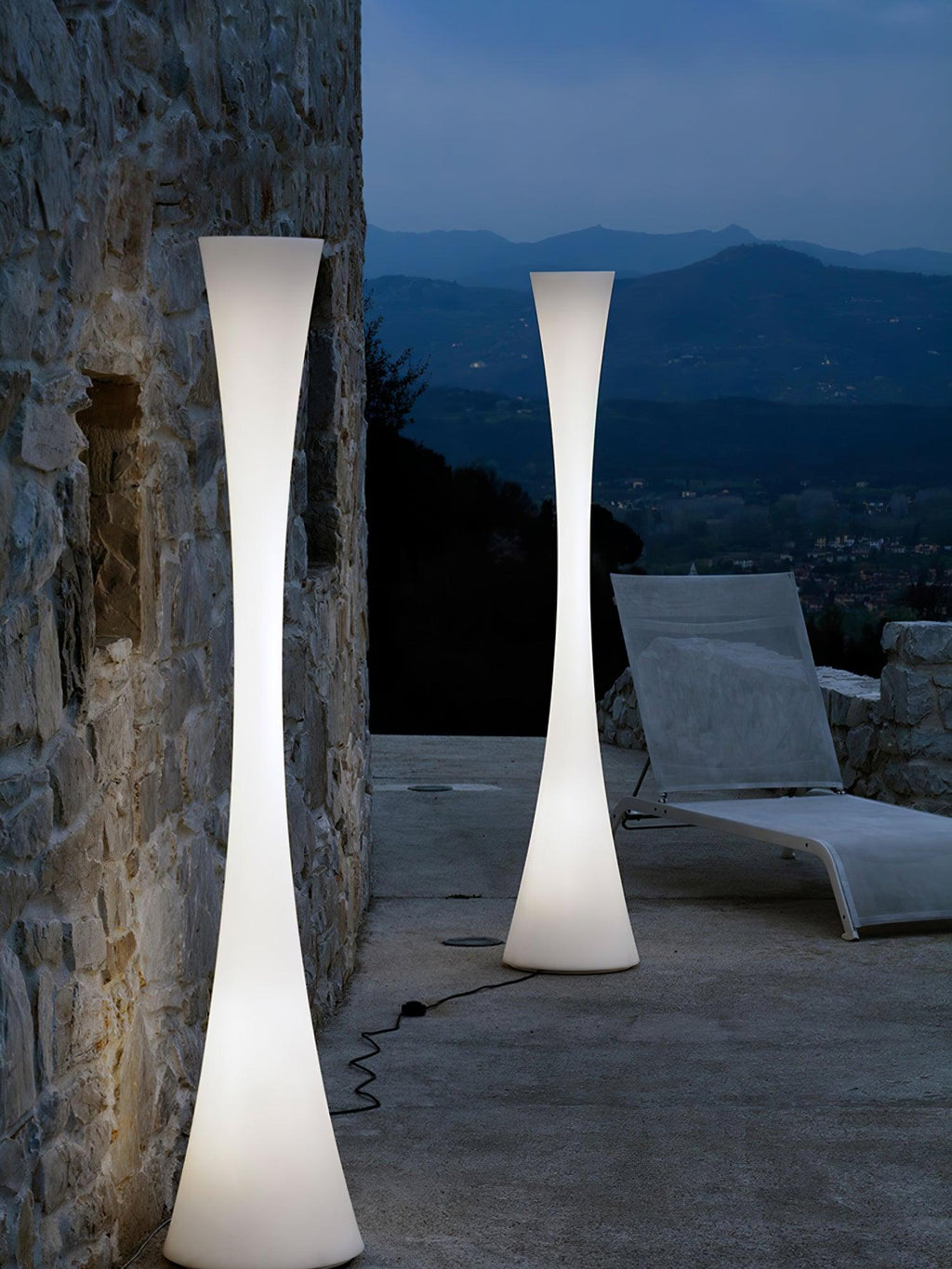 Romantic Simple White Column Floor Lamp M27 | Souliia