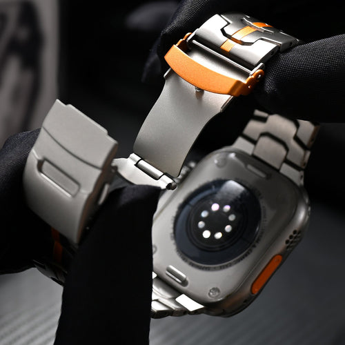 AeroLink Grade 2 Titanium Apple Watch Band — 66 g Lightweight Design