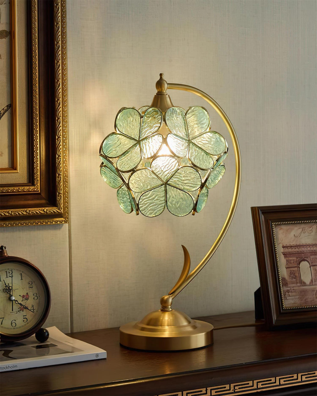 Serenity Petal Table Lamp | Souliia