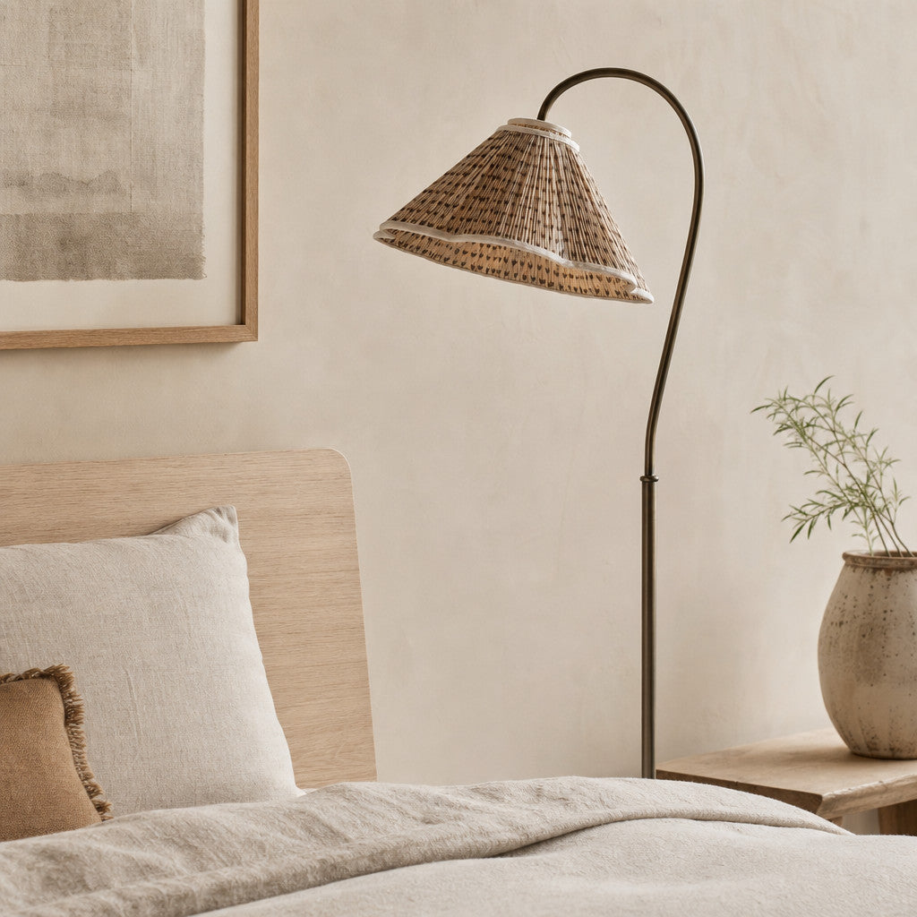 Solmire Blumen-Stehleuchte mit Schwanenhals - Plissierter Stoff-Metallschirm für Wohnzimmer und Schlafzimmer | Souliia