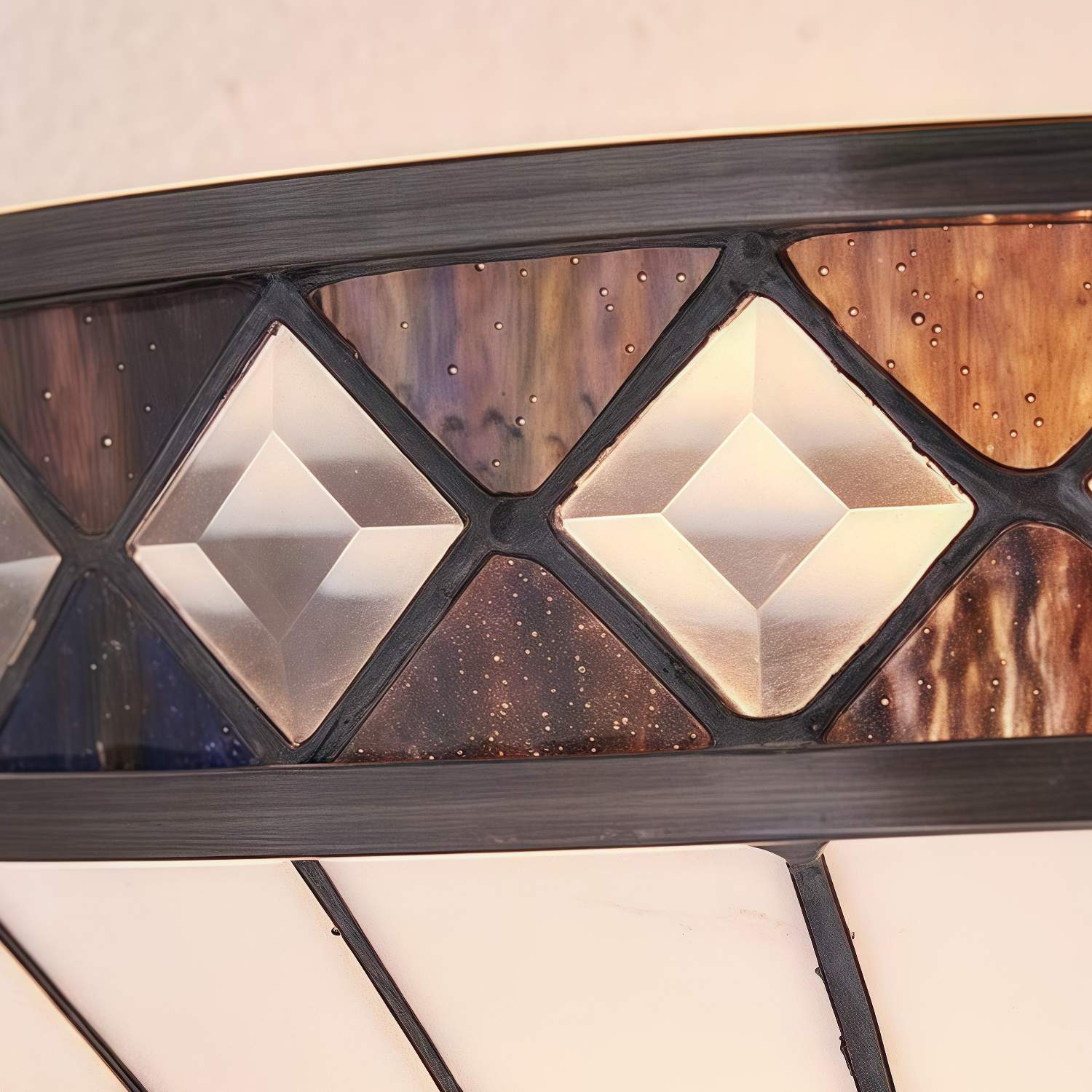 TF Geometrische Rhombus-Wandleuchte - Moderne Metall- und Glasleuchte für Flur und Schlafzimmer | Souliia