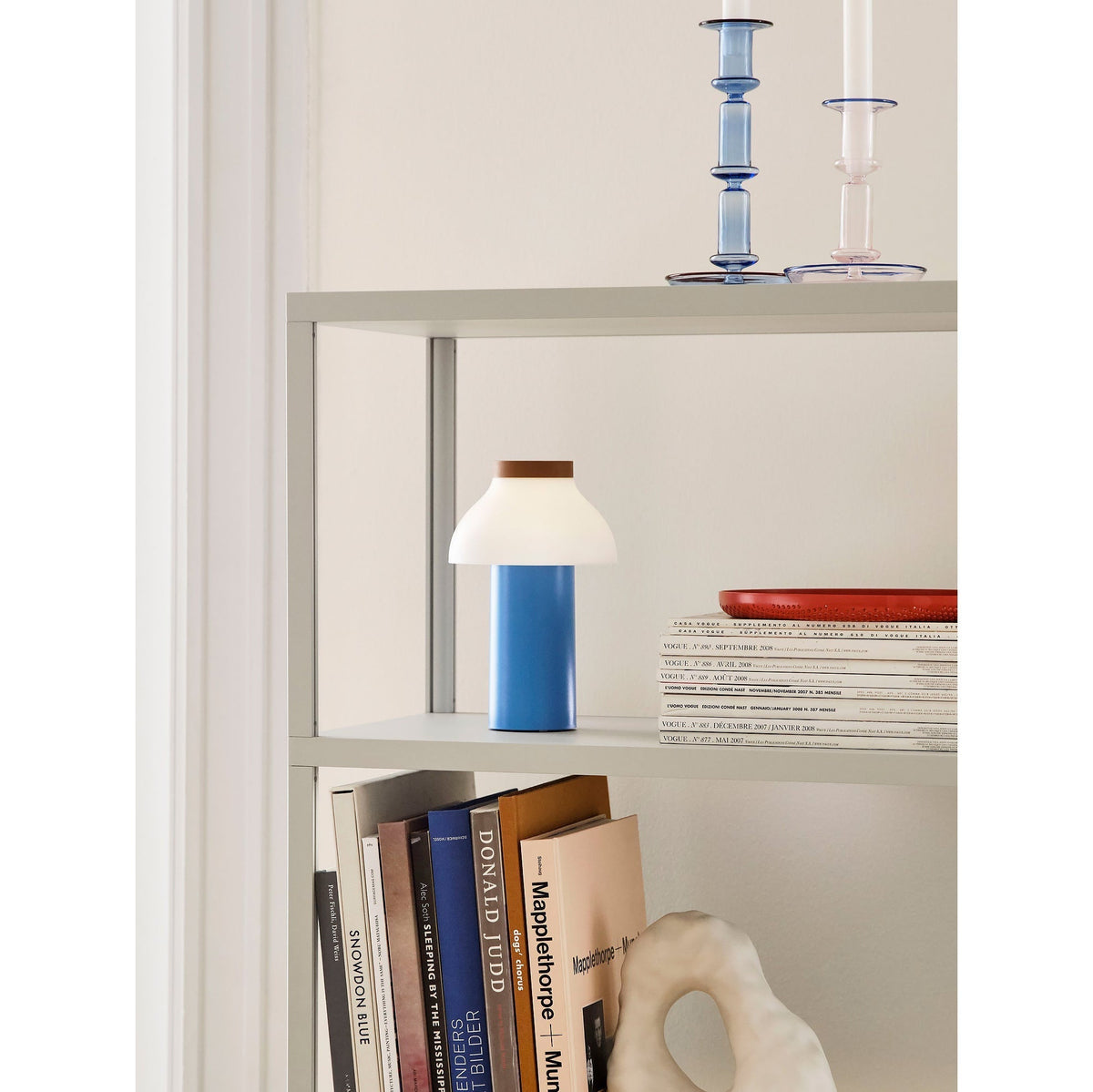 Moderní přenosná stolní lampa – minimalistické dobíjecí světlo pro použití v interiéru i exteriéru | Souliia