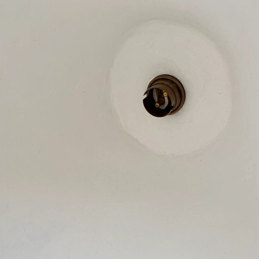 Lampada a sospensione in gesso bianco | Souliia