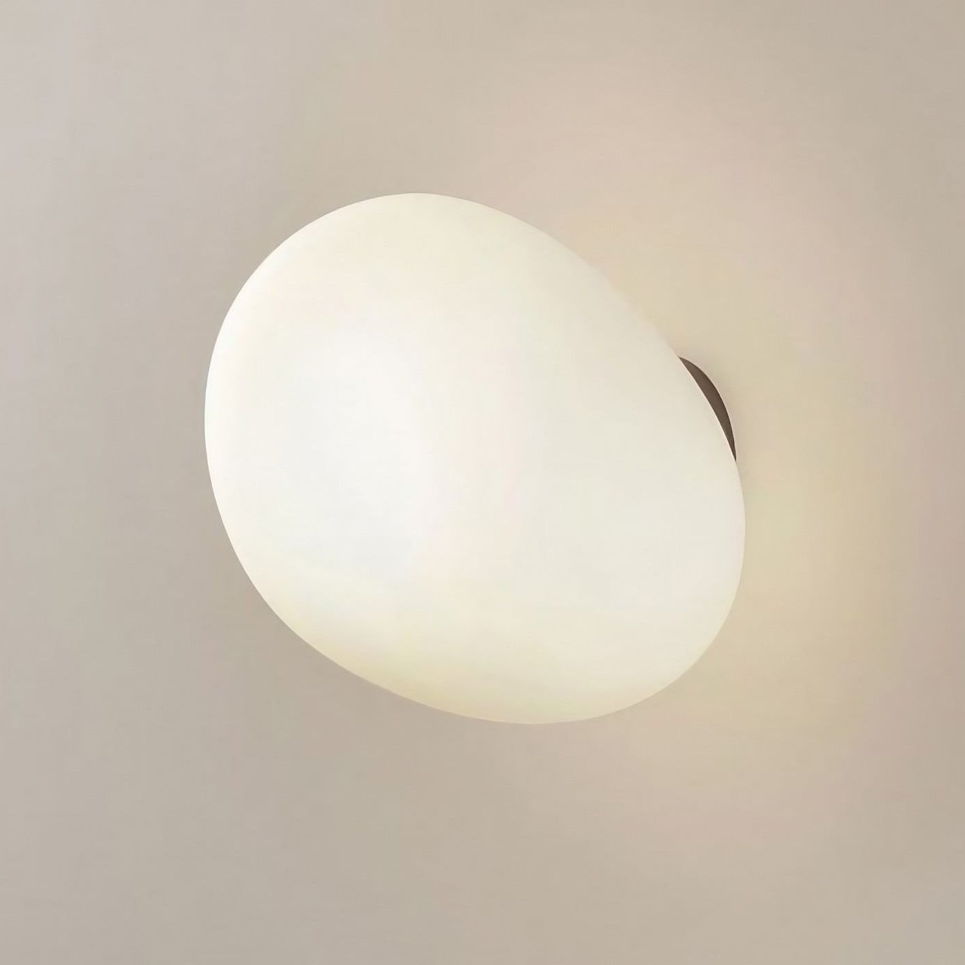 Stonea Organic Pebble Silhouette Wall Ceiling Lamp Contemporary Glass Light for Home N16 | Souliia