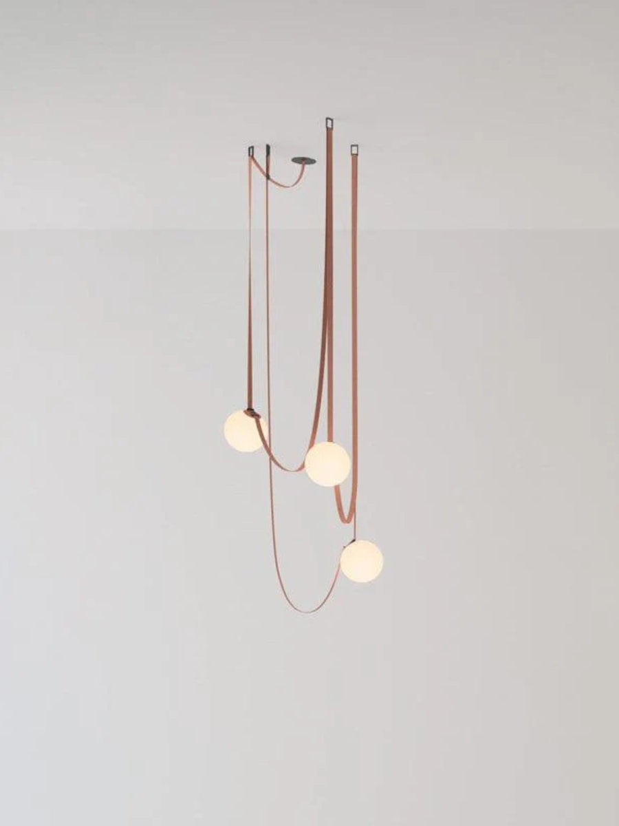 Lampada a sospensione modulare con design scultoreo a forma di cintura | Souliia