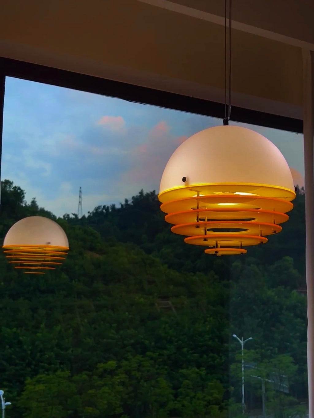 Sunset Pendelleuchte – Emotionale Stimmungsleuchte im Bauhaus-Design - AFTERGLOW S1 | Souliia