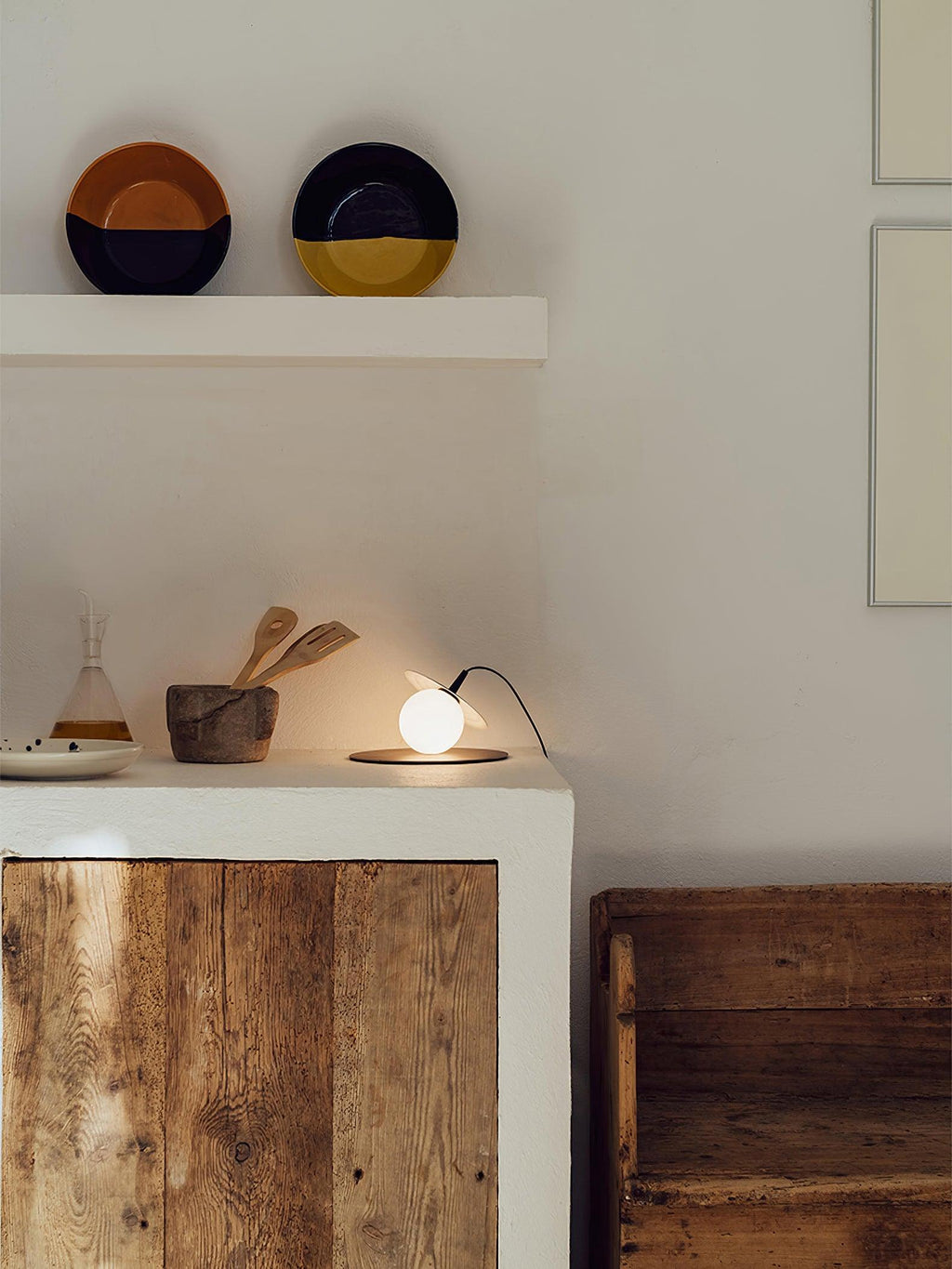 Moderne klassisk pladespiller-bordlampe M31 | Souliia