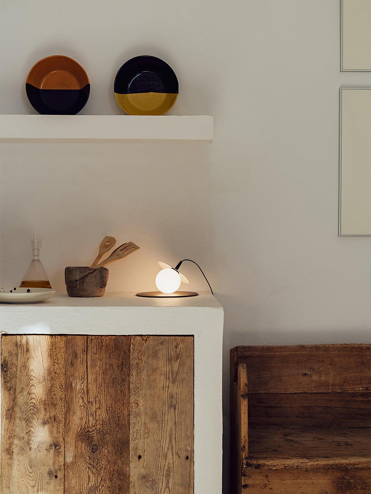 Moderne klassisk pladespiller-bordlampe M31 | Souliia