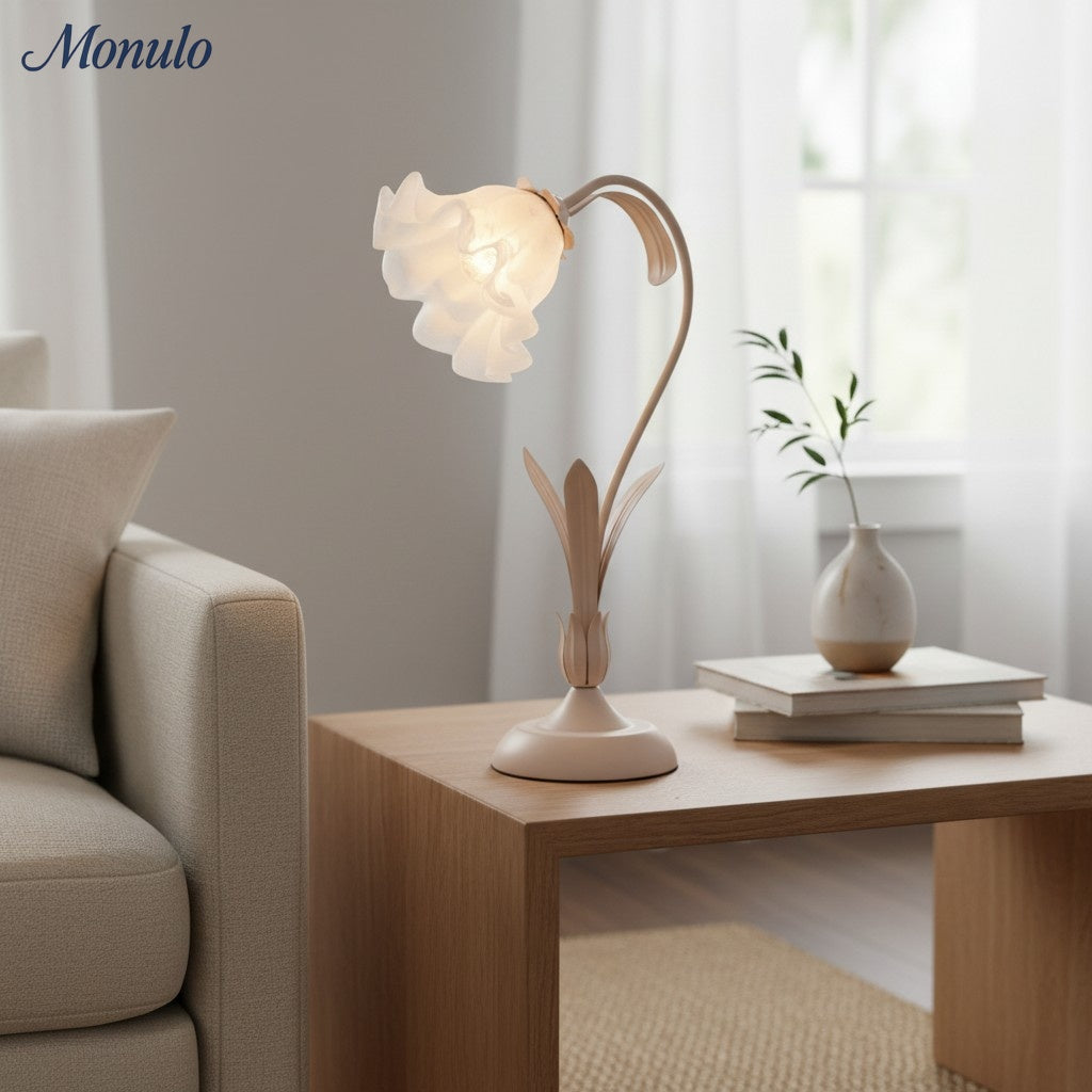 Lampada da tavolo regolabile Verdoma a forma di fiore di giglio con elegante paralume floreale per camera da letto e soggiorno | Souliia