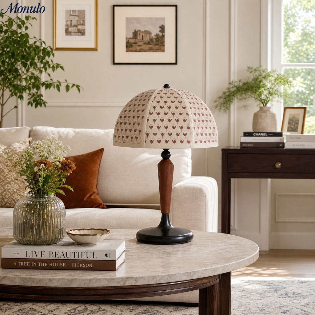 Solmire Tischlampe - Französischer Vintage-Stoffkuppelschirm mit Holz- und Metallfuß für Schlafzimmer und Wohnzimmer | Souliia