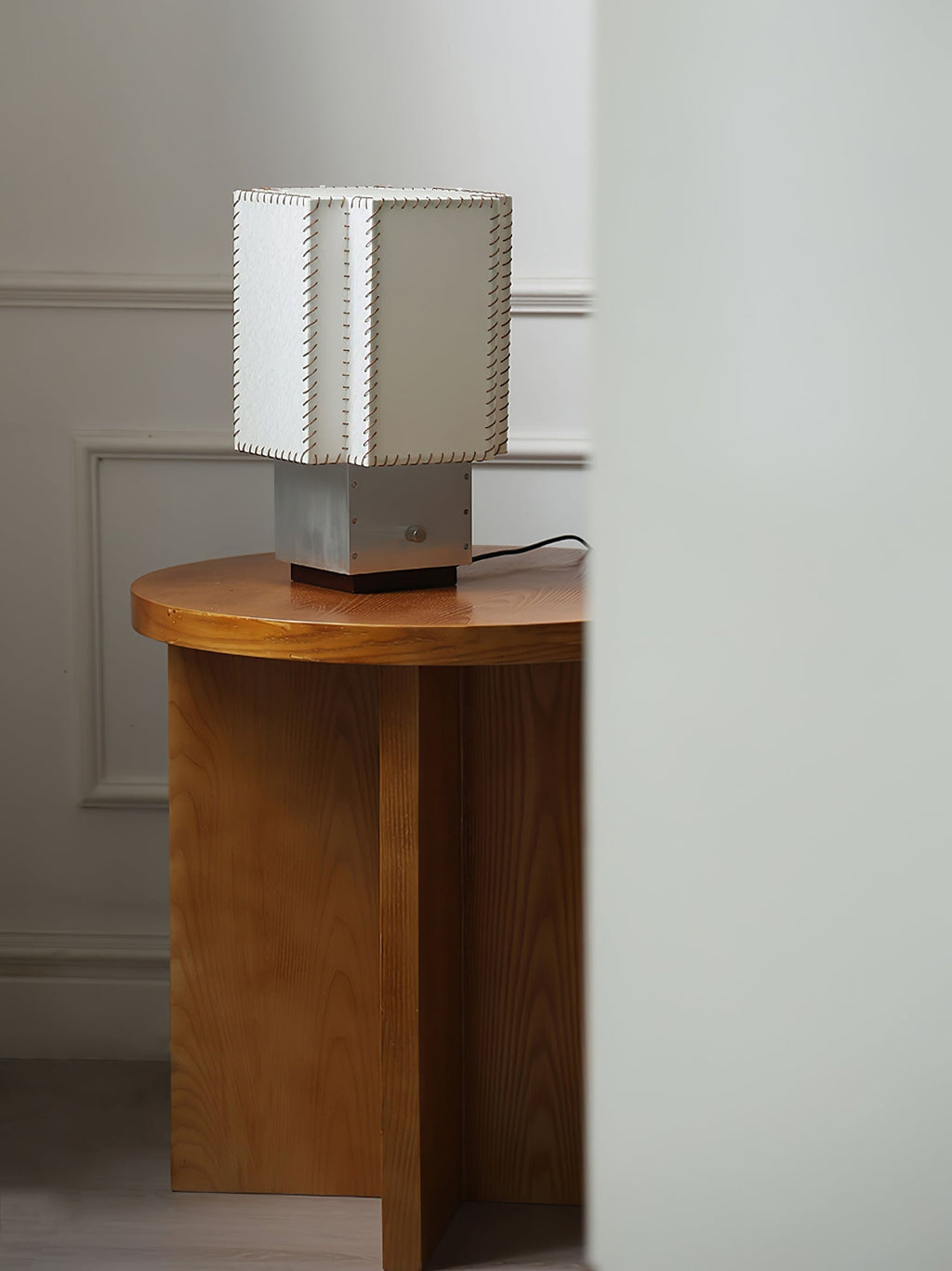 Tanu Stitch Table Lamp | Souliia