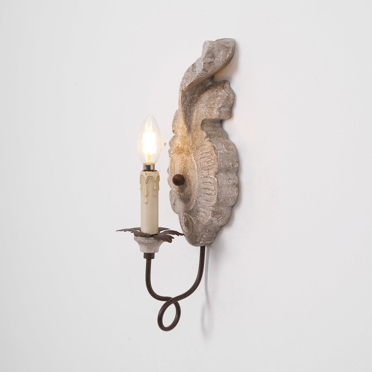 Verdure Vintage Wall Sconce
