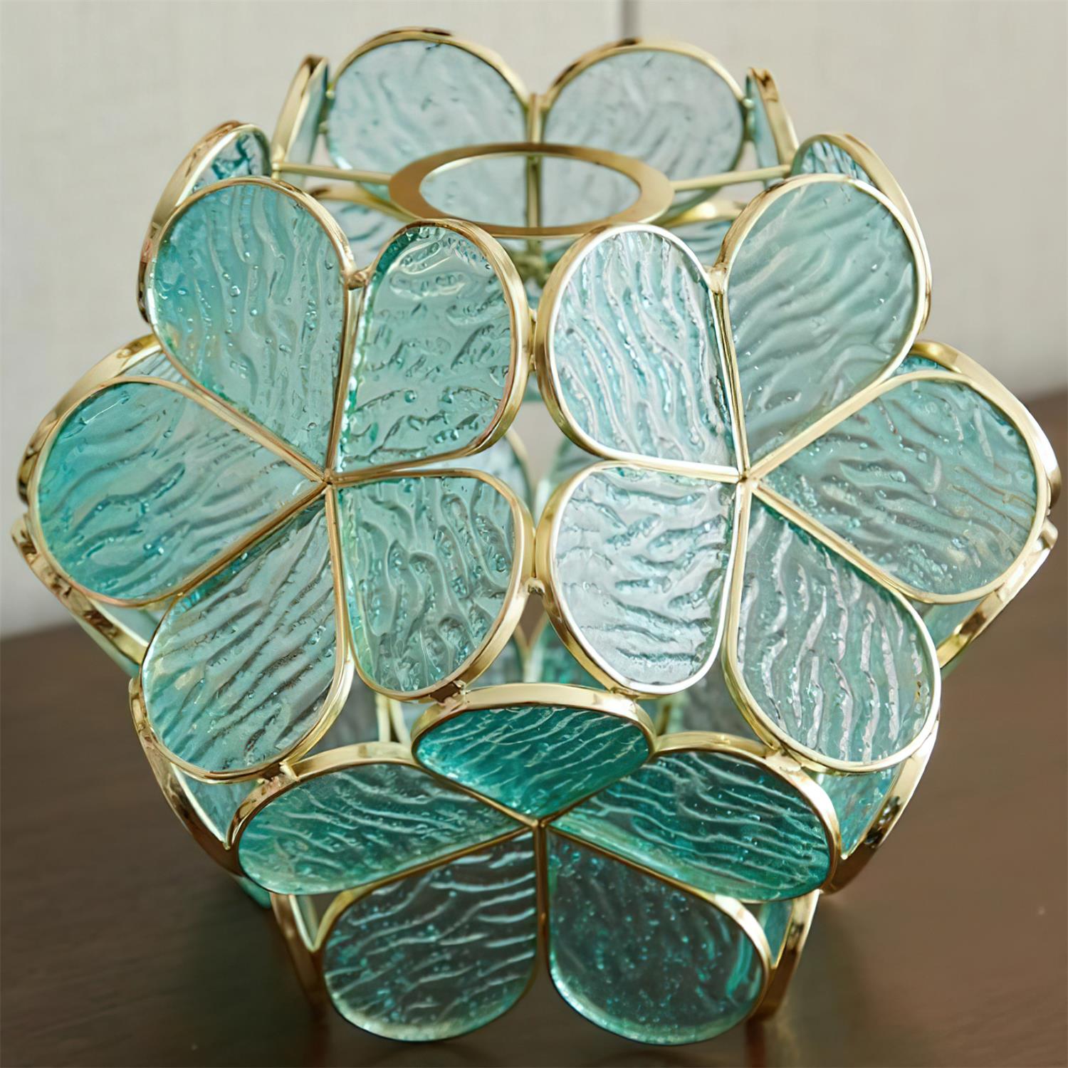 Serenity Petal Table Lamp | Souliia
