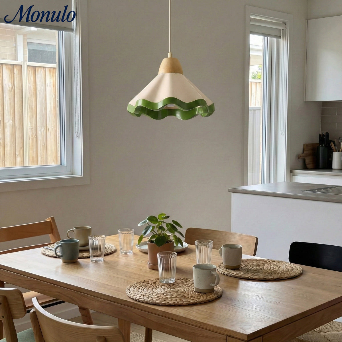 Resinova Wave-shaped Pendant Light - Modern Metallic Resin for Dining Rooms and kitchens | Souliia