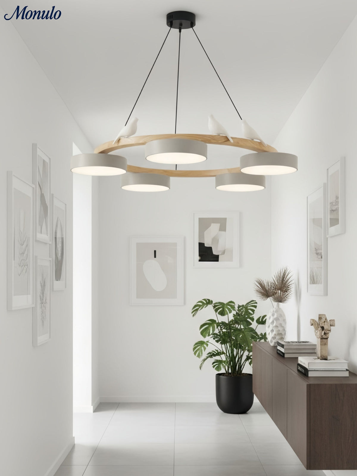 Moderne kreativ farverig lysekrone med cirkelformede fugle | Souliia
