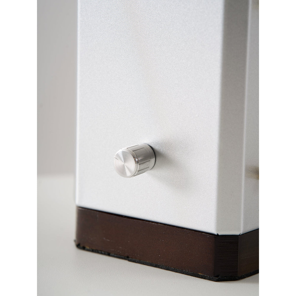 Modern Geometric Metal Table Lamp – Parchment Shade for Bedroom Nightstand Lighting | Souliia