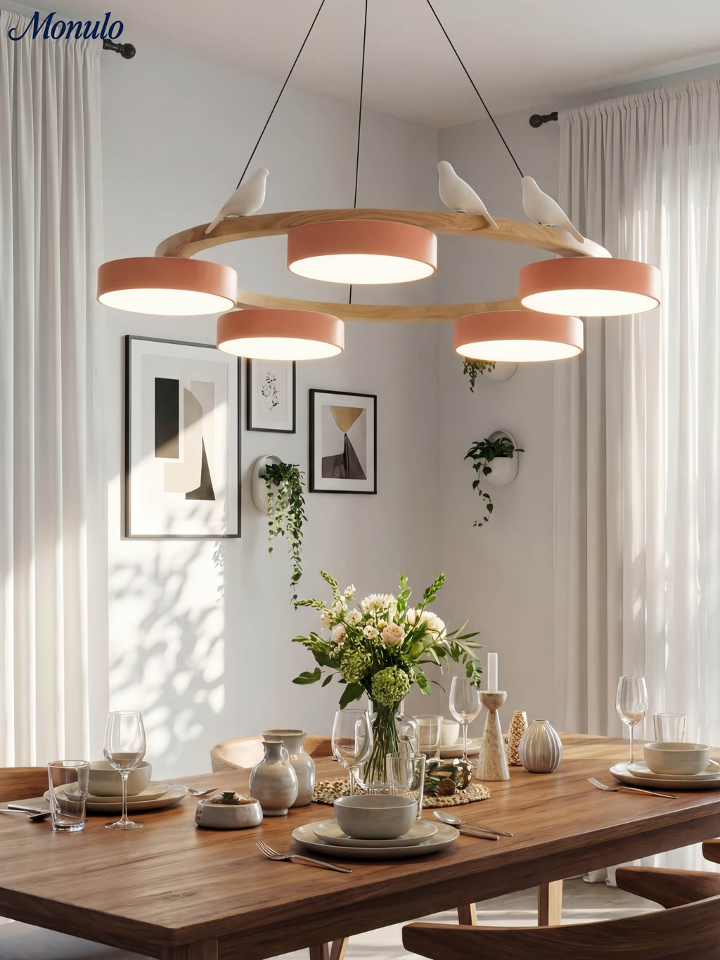 Moderne kreativ farverig lysekrone med cirkelformede fugle | Souliia