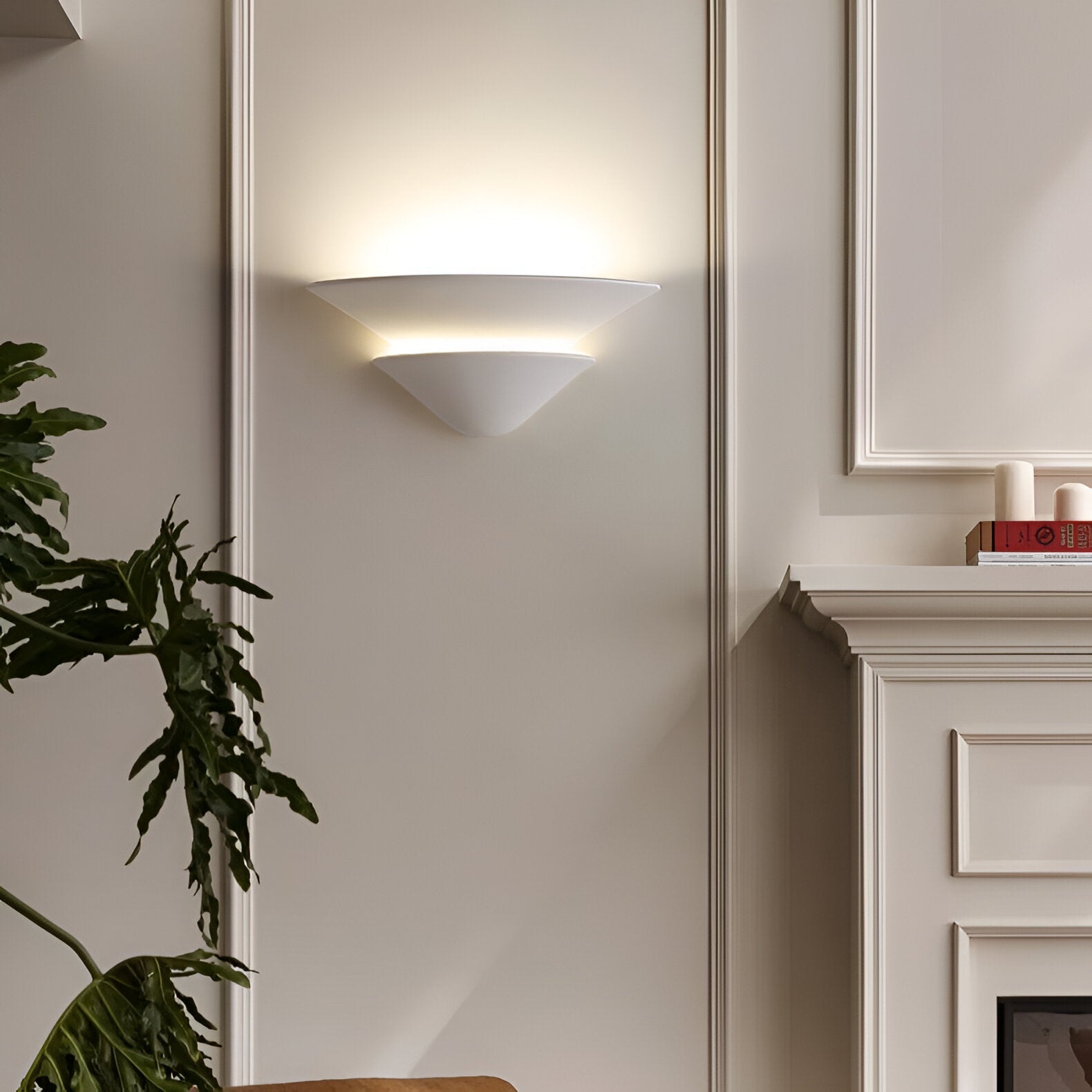 Shellora Wabi-Sabi Plaster Wall Light | Souliia
