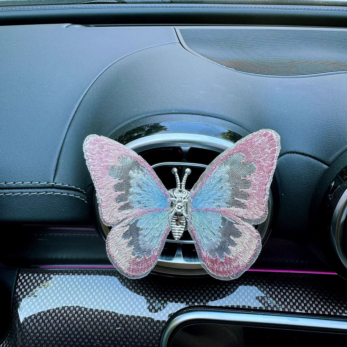 Transform Your Car into a Fresh Oasis of Elegance and Pure Driving Joy - Souliia
