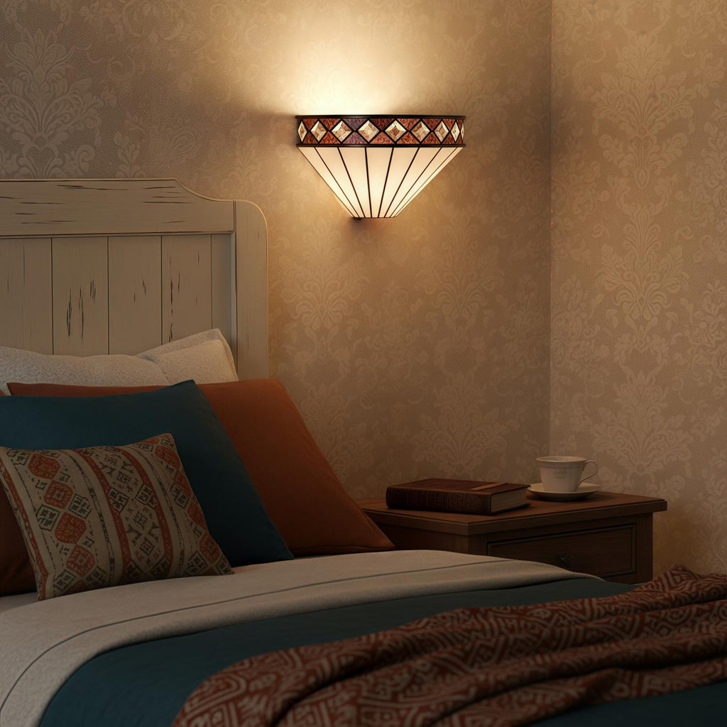 TF Geometrische Rhombus-Wandleuchte - Moderne Metall- und Glasleuchte für Flur und Schlafzimmer | Souliia