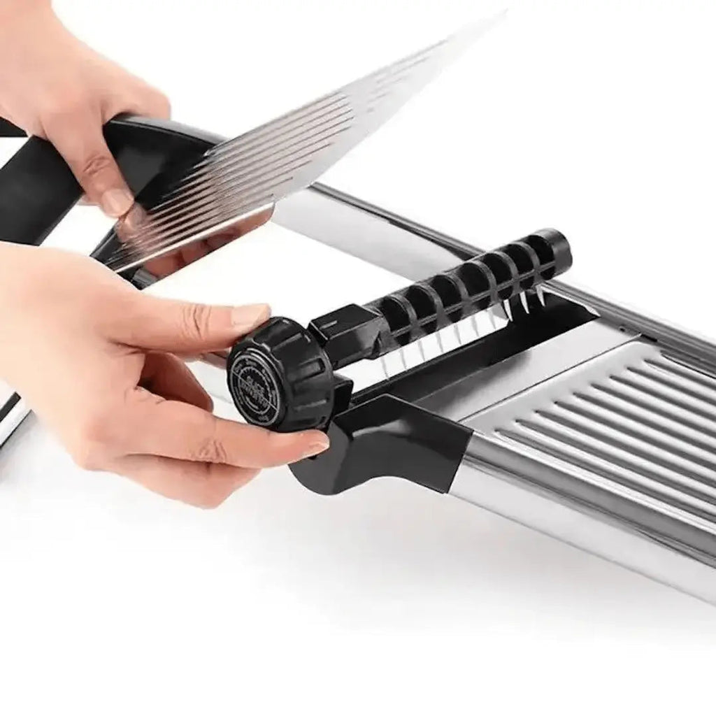 Versatile Kitchen Mandoline Slicer – Precision Vegetable Cutter for Slicing and Julienne - Souliia