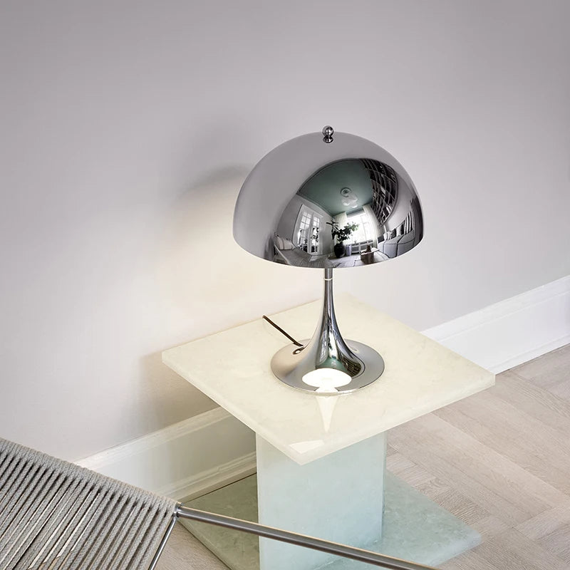 NovaMush Vintage Mushroom Desk Lamp — Compact Dome Shape, Focused Glow