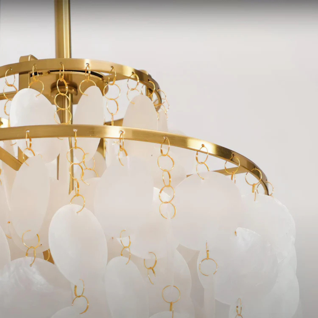 Lumi Seashell Pendant Light — Warm Vintage Ambient Glow