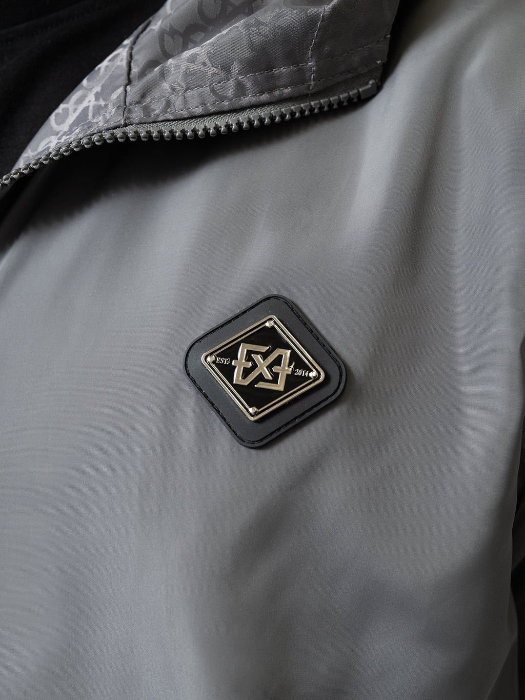 VentiShade Reversible Windbreaker — Flip Your Style, Own Every Storm - Souliia