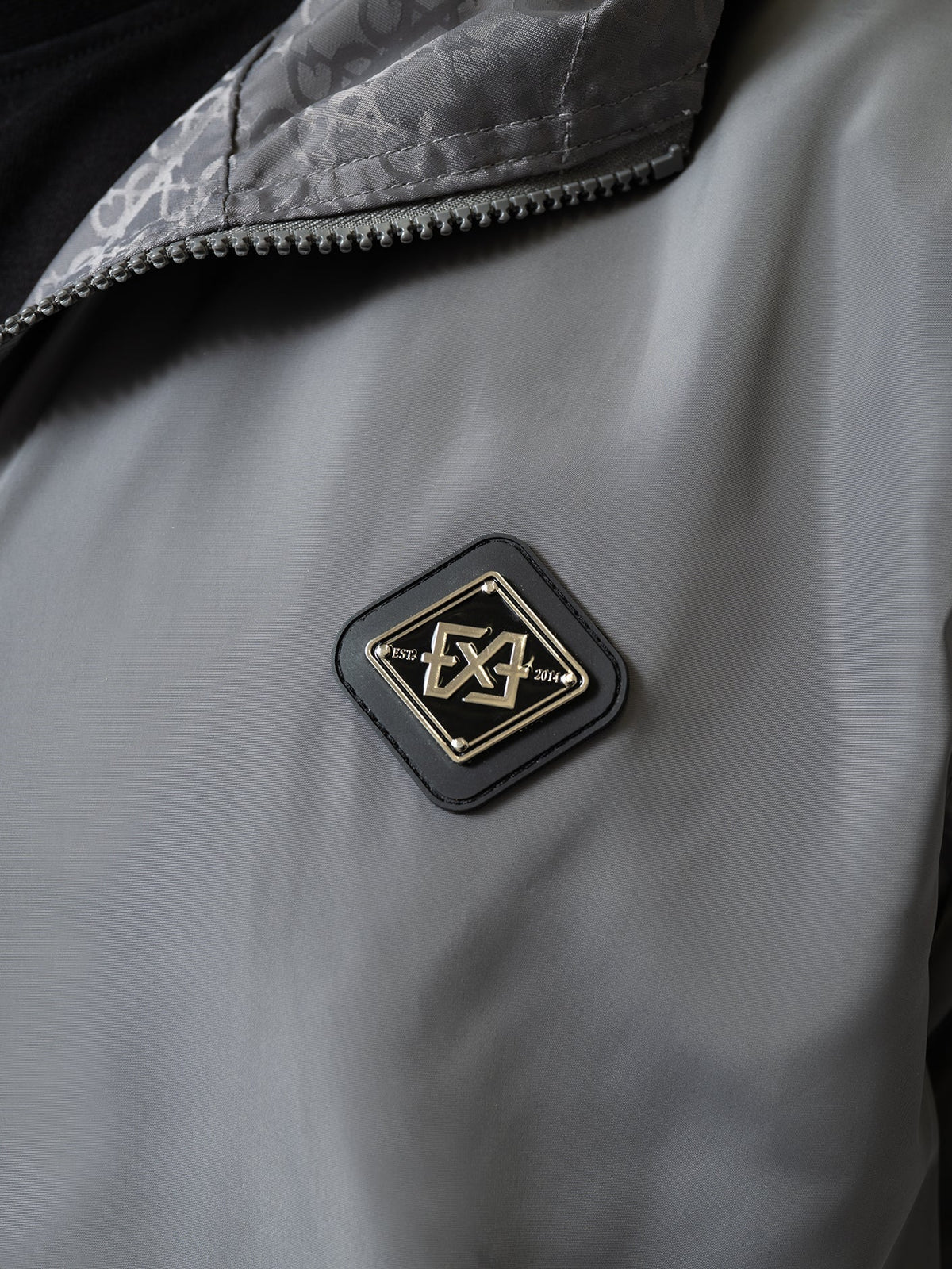 VentiShade Reversible Windbreaker — Flip Your Style, Own Every Storm - Souliia