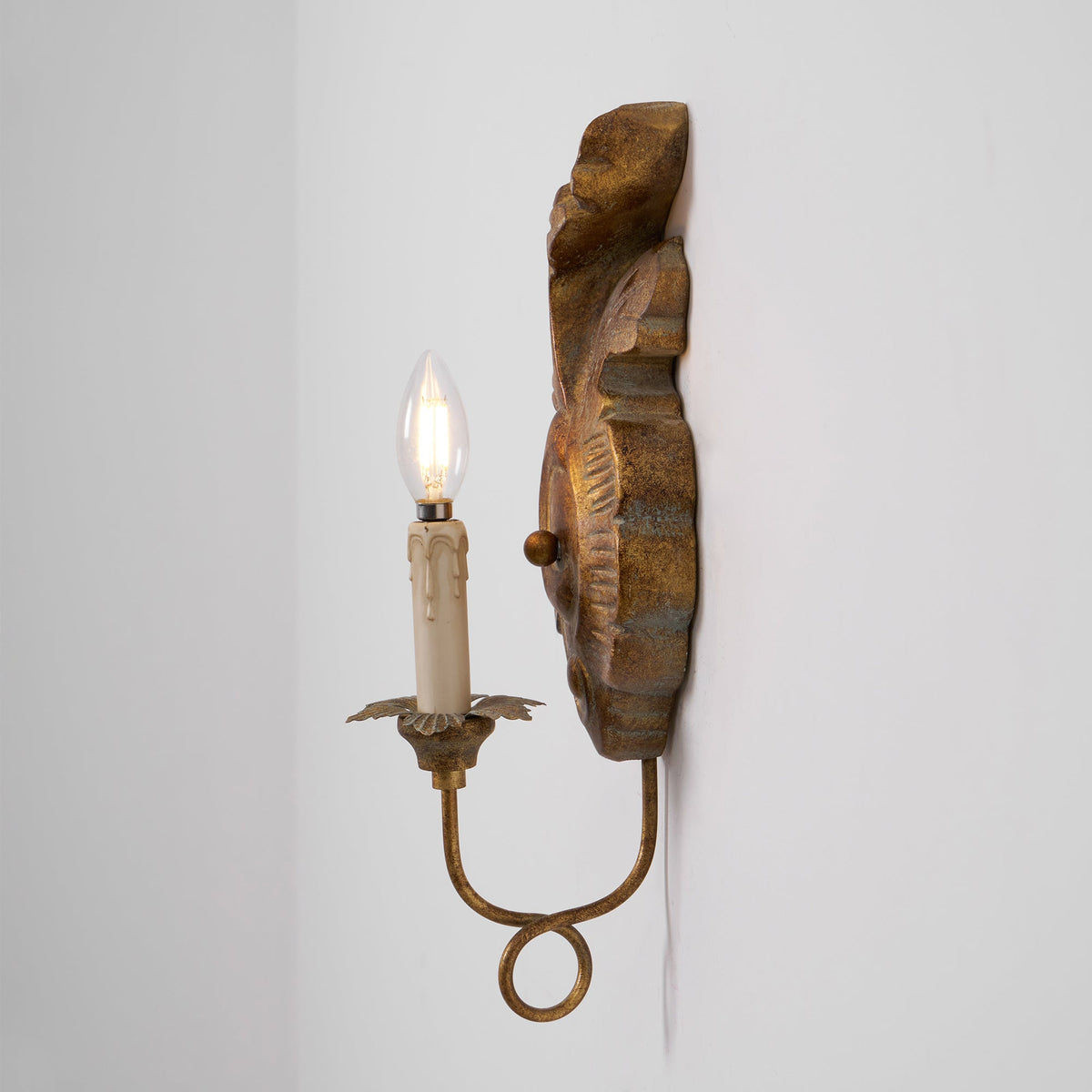 Verdure Vintage Wall Sconce