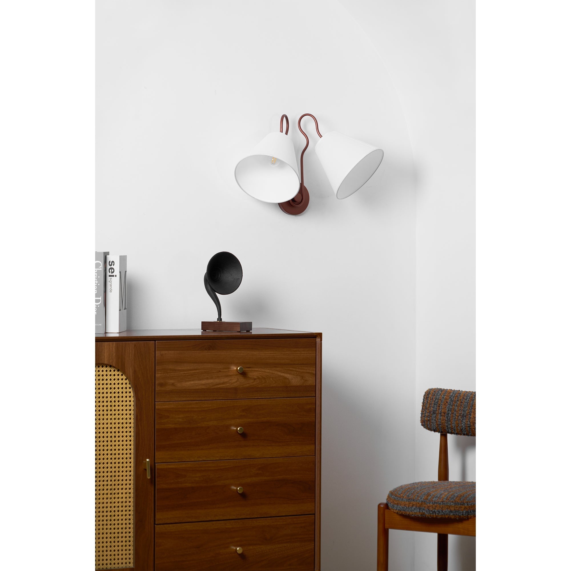 Madelyn Wall Lamp | Souliia