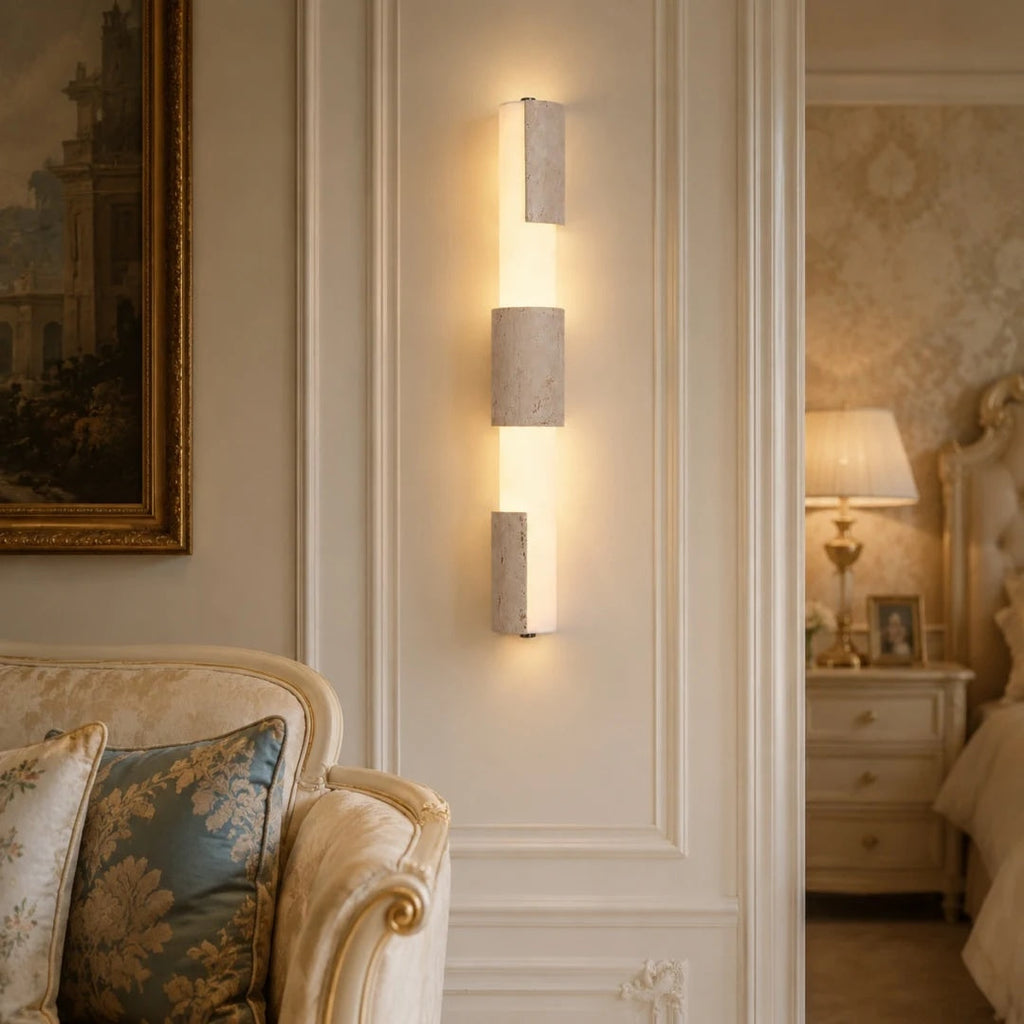 Lampada da parete in travertino giallo e acrilico | Souliia