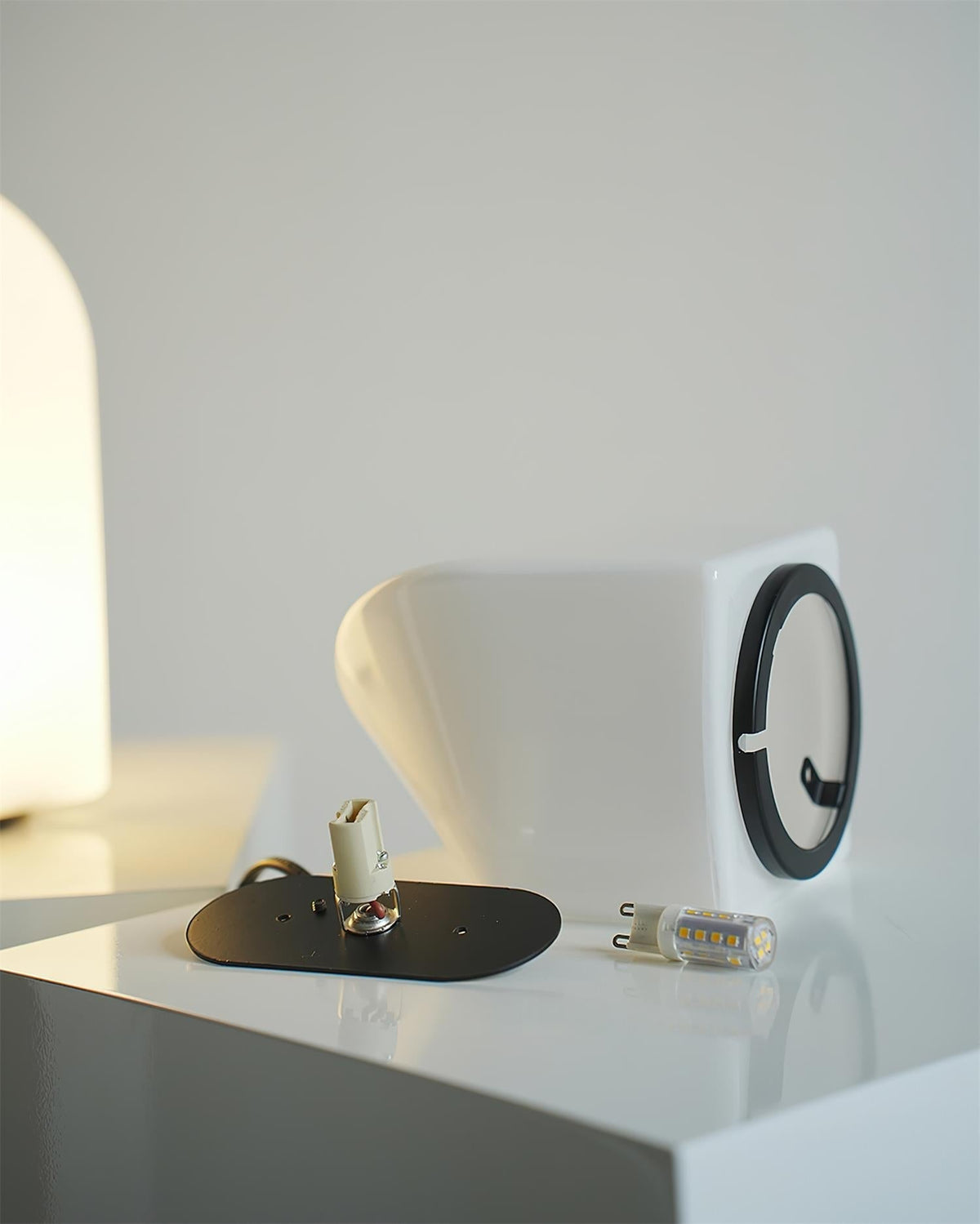 Parade Table Lamp | Souliia