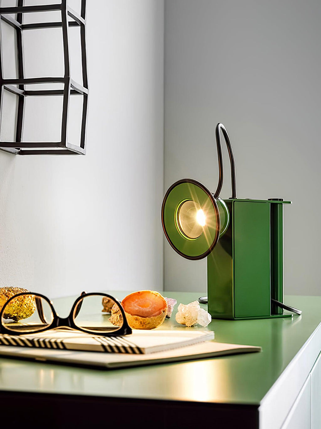 Magnetische Verstellbare Kamera Tischlampe M32 | Souliia
