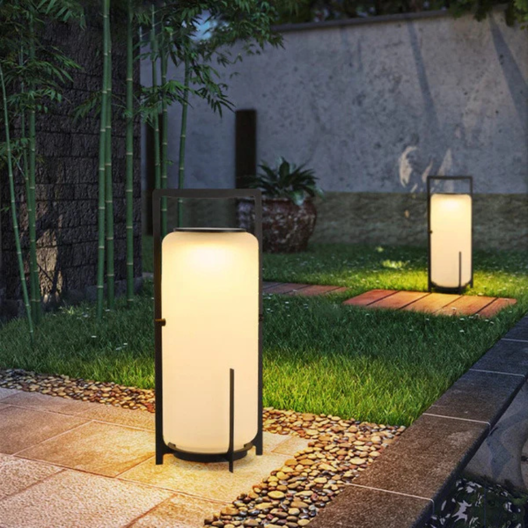 SunNova Solar Outdoor Light — 100% Solar Powered With Dusk Sensor