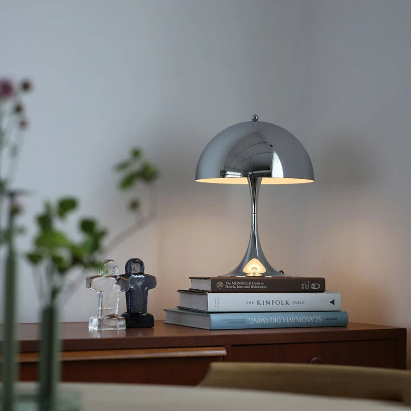 NovaMush Vintage Mushroom Desk Lamp — Compact Dome Shape, Focused Glow