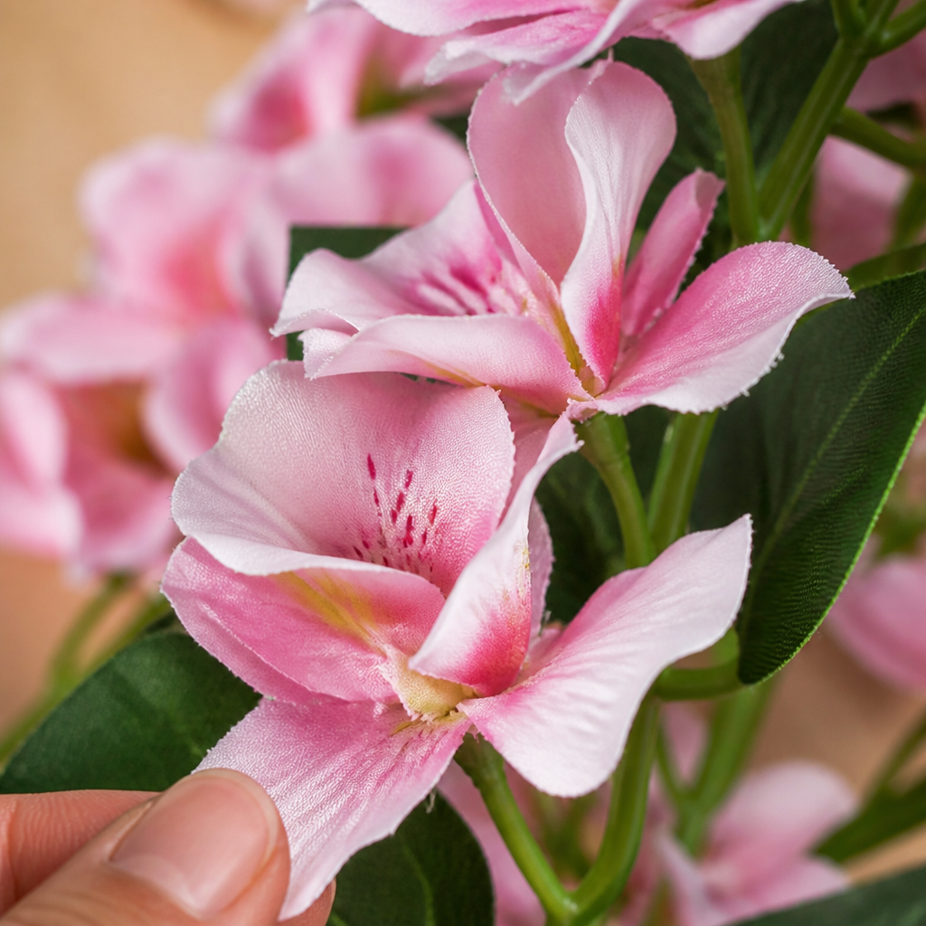 SerenAura — Effortless Elegance That Keeps Your Space Radiant All Year - Souliia