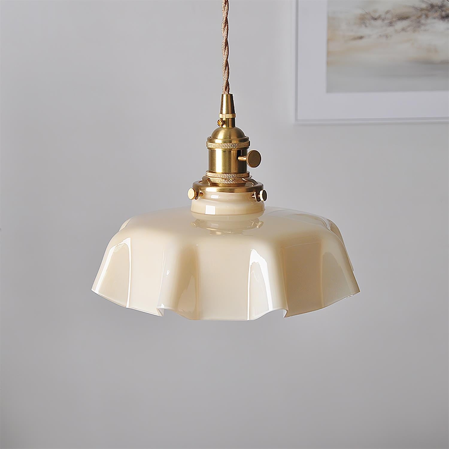 Skirted Ripple Pendant Lamp | Souliia
