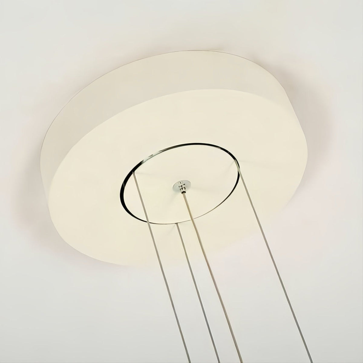 Plumeo pendellampe i flere lag – minimalistisk lampe til moderne stuer N54 | Souliia