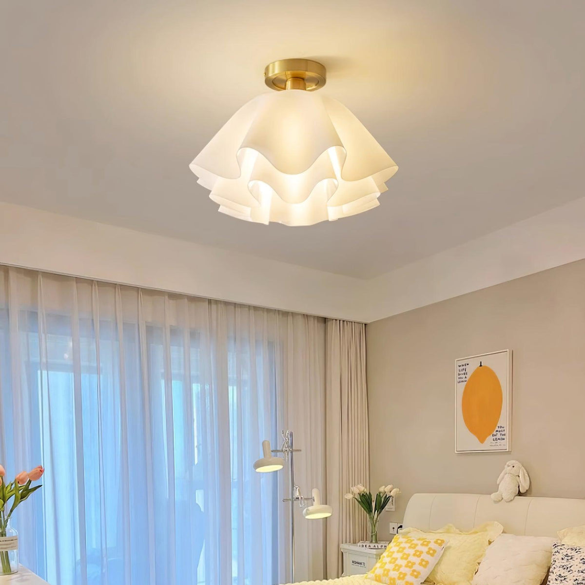 Lustra Pleated Retro Brass Acrylic Ceiling Light | Souliia