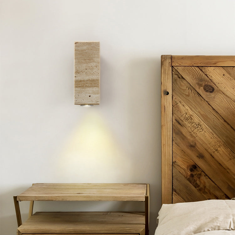 Moderne skulpturale Metallwandleuchte – Minimalistische Wandleuchte für Schlafzimmer, Wohnzimmer und Flur | Souliia