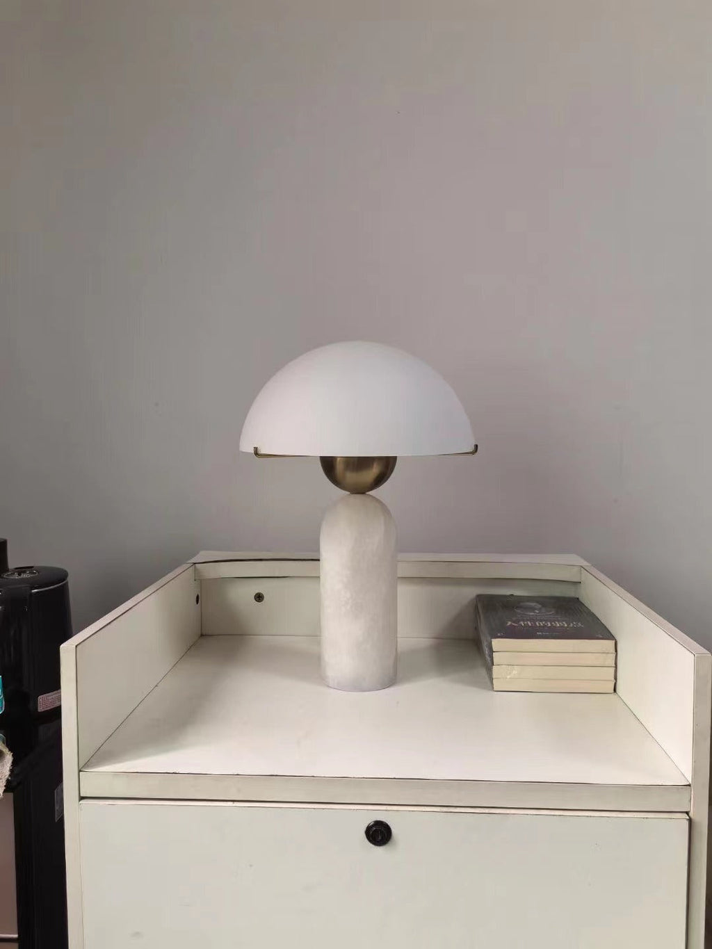 Peono Alabaster Table Lamp | Souliia