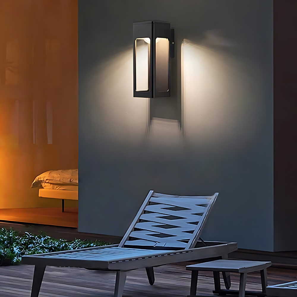The Little Vintage Gold Wall Light | Souliia