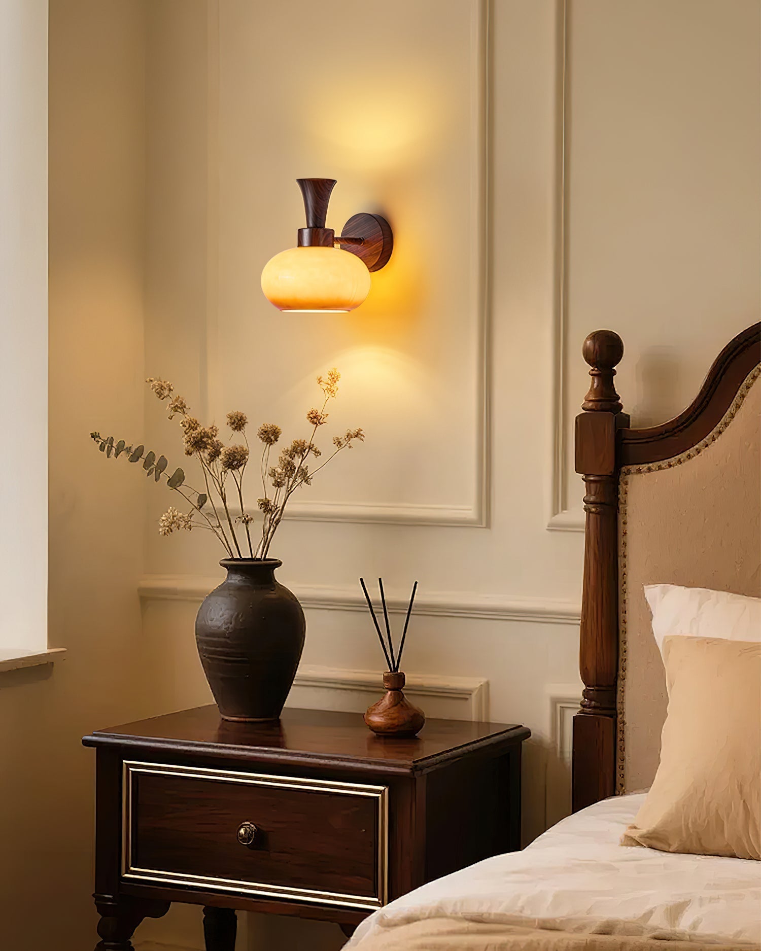 Mareli Wall Lamp | Souliia