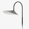 Swivora Verstellbare Wandleuchte – Elegante Schwenkarmlampe aus Metall für Büro und Küche N09 | Souliia