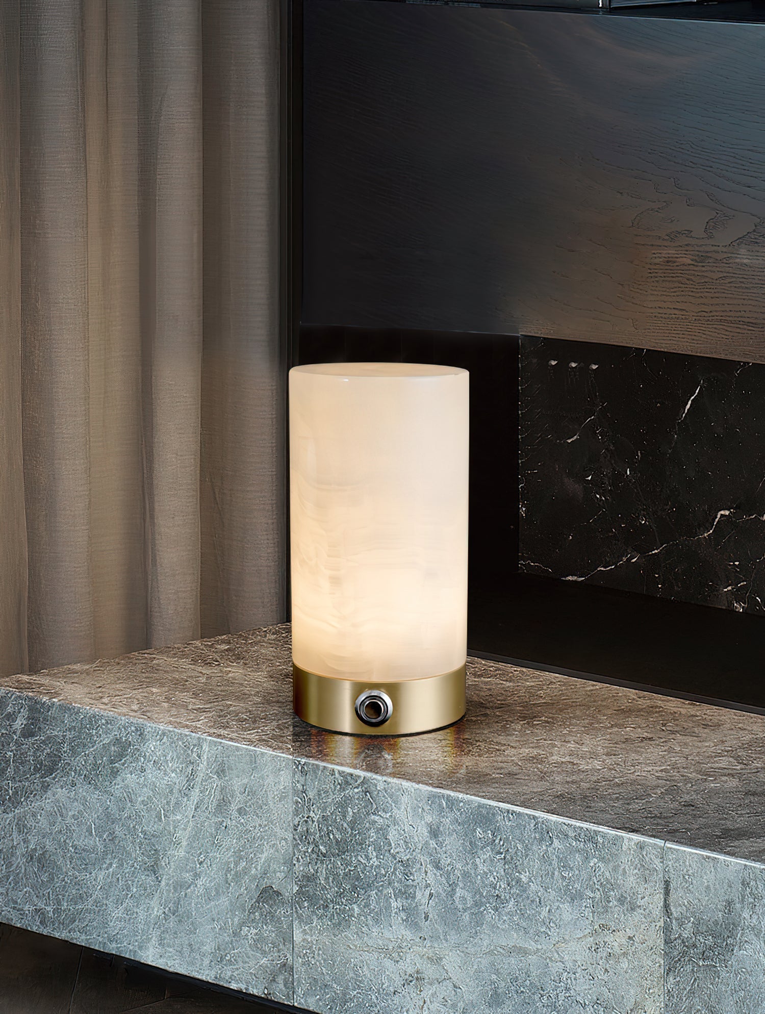 Totem Alabaster Table Lamp (built-in battery) | Souliia