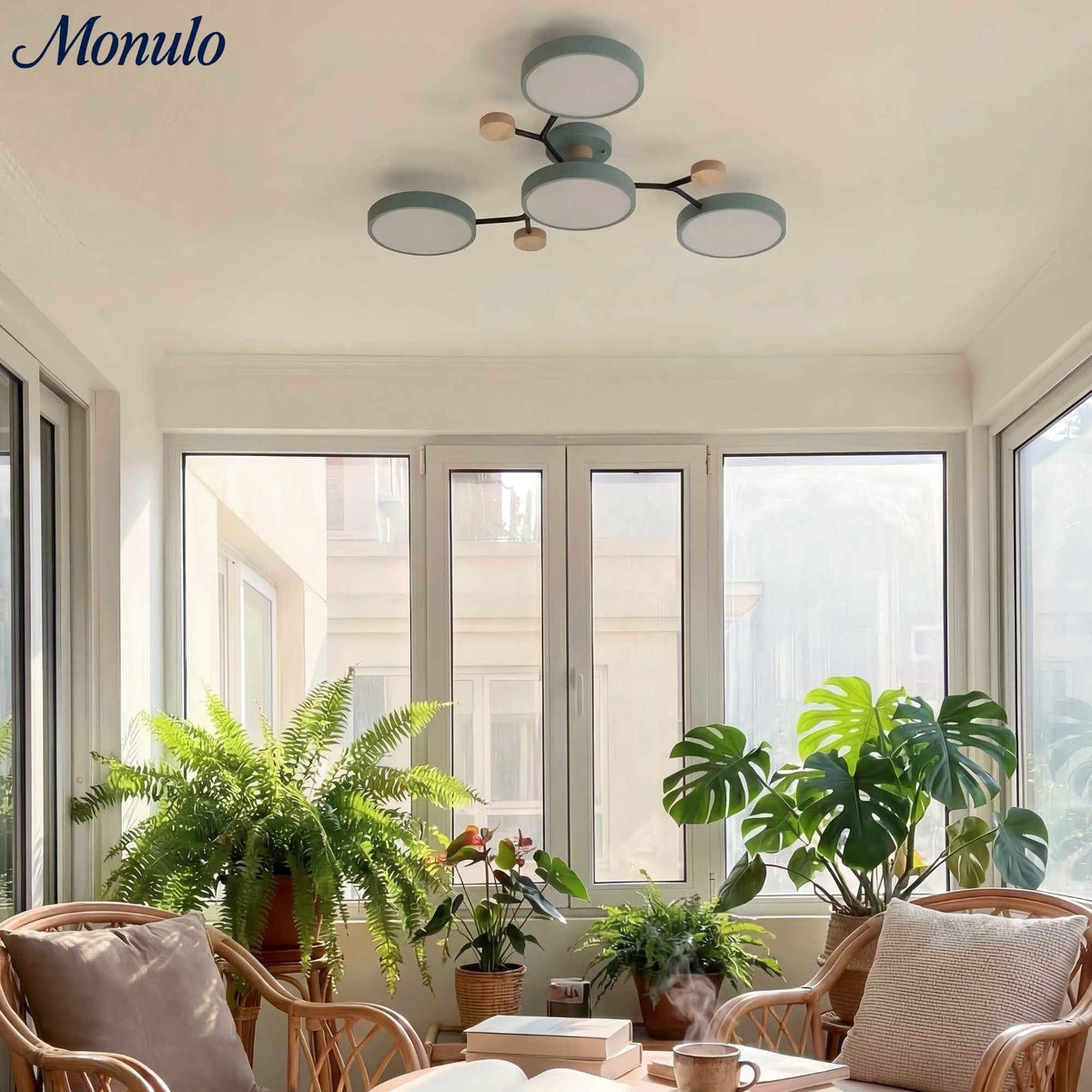 Loftlampe med flere hoveder, skiver og grene i Morandi-farver | Souliia