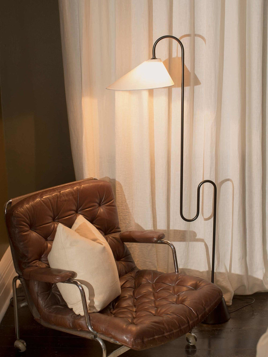 Roattino Floor Lamp | Souliia