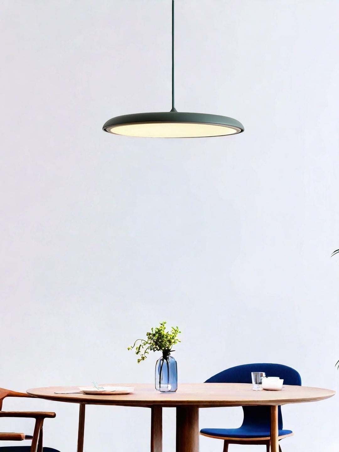 Macaron Pendelleuchte – Schlanke Metall-Saucer-Leuchte | Souliia