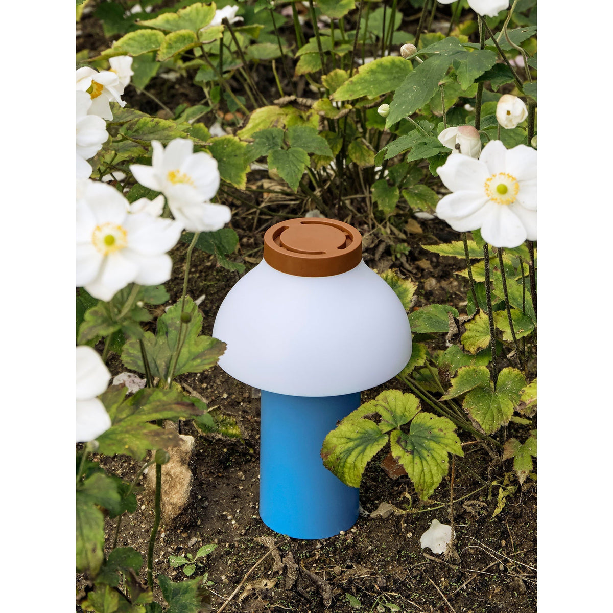 Moderní přenosná stolní lampa – minimalistické dobíjecí světlo pro použití v interiéru i exteriéru | Souliia